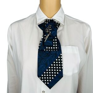 Elegant Handcrafted Necktie Necklace with a Detachable Brooch Effortlessly Chic